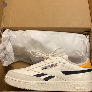 Reebok - Size 11.5, Brand new (never worn)